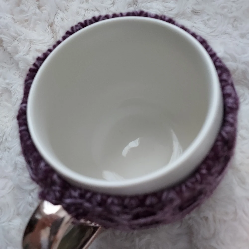 Big Coffee Tea Hot Chocolate Cup with Purple knitted coozie Winter Chalet Cozy